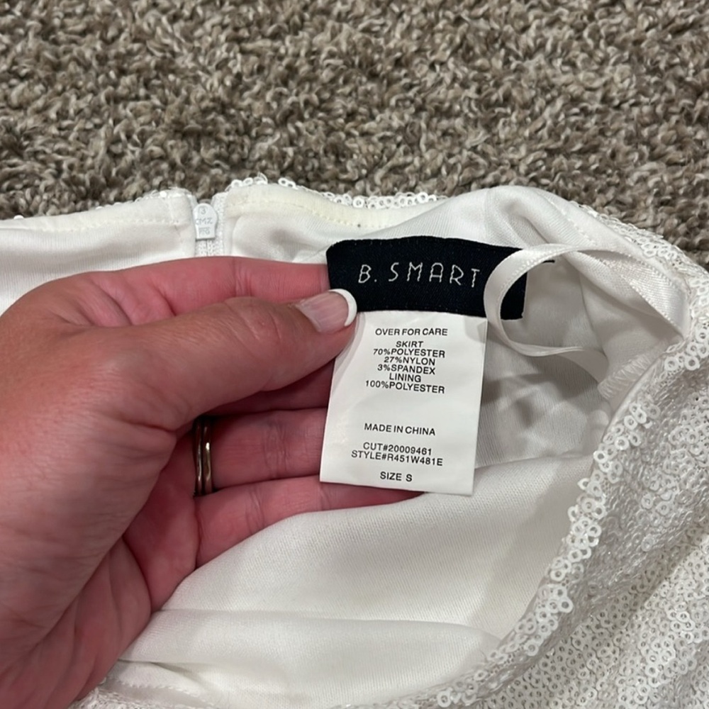 B. Smart White Sequin Crop Top & Skirt Set – Size Small - Picture 4 of 7